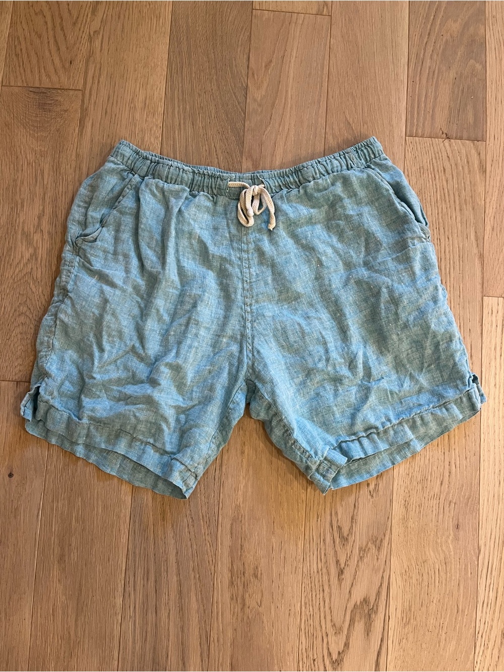 Light Blue Men's 100% Linen Alex Crane Drawstring Shorts